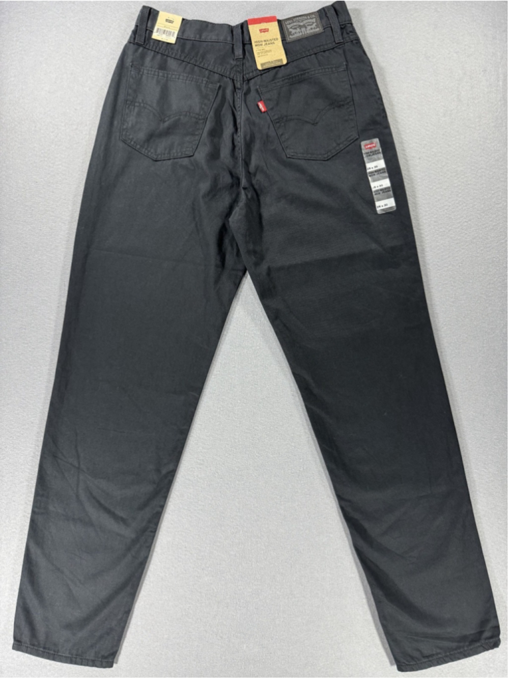 NWT Levi's '80's Mom Jeans High Rise Relaxed Tapered Leg Black Size 29x30 - Picture 11 of 16